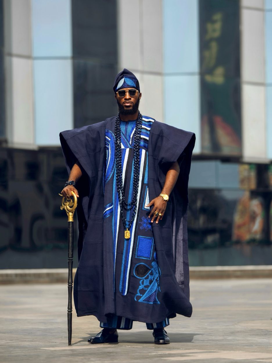 The “Regal Sapphire” Agbada.