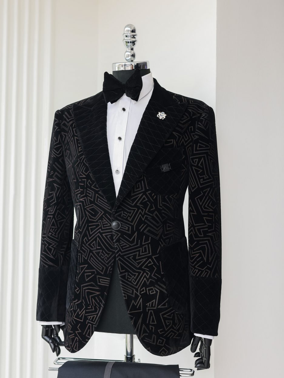 The “Alkebulan” Suit