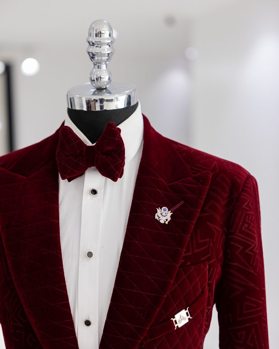 The “Alkebulan” Suit 3
